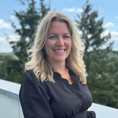 Frau Doreen Lezynski